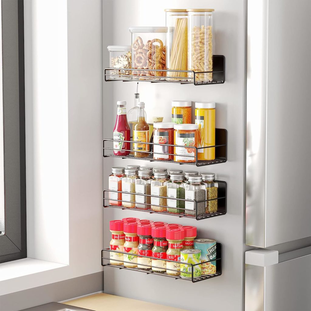 https://hearthomemag.co.uk/wp-content/uploads/2023/08/pull-out-pantry-1024x1024.jpg