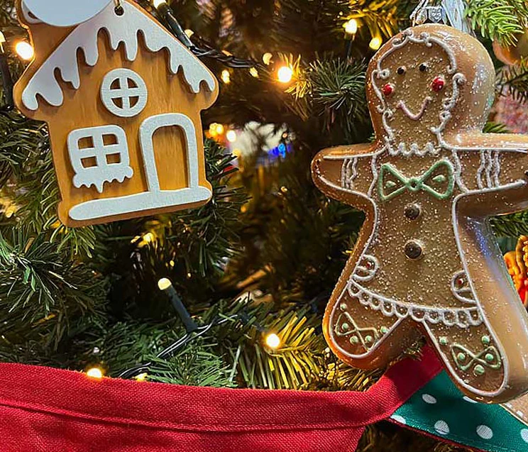 Christmas Décor Trends 2024 Bringing Festive Magic Back Home Heart